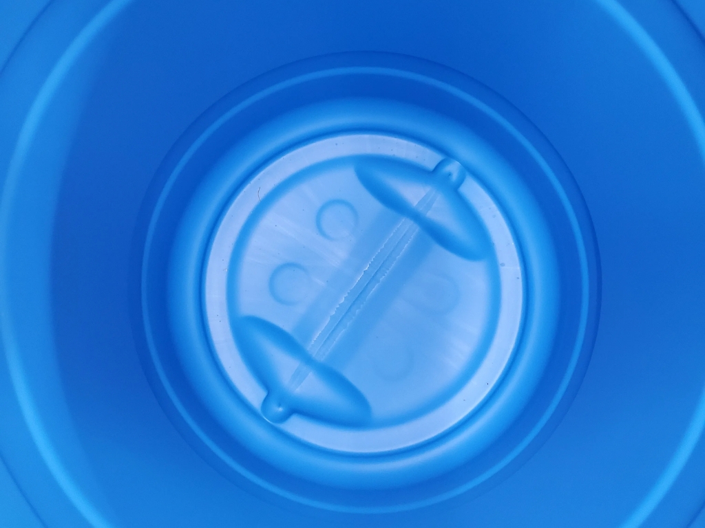 30 Gallon Poly Barrel with Handles - Image 2