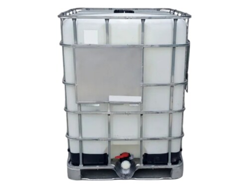 reconditioned 330 gallon tote with white background
